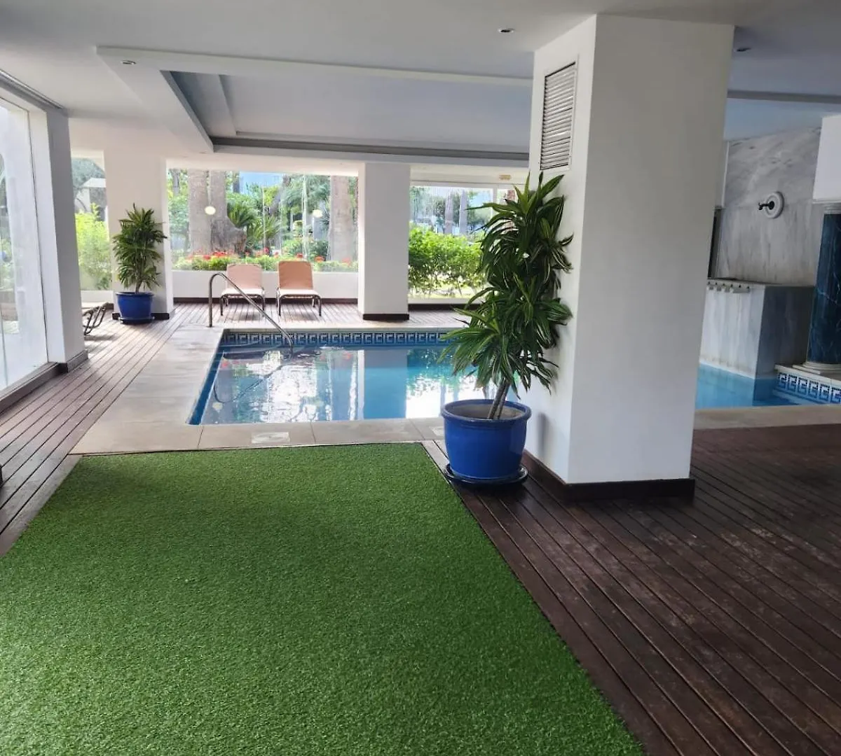 Laalcazaba Garden Apartment Marbella